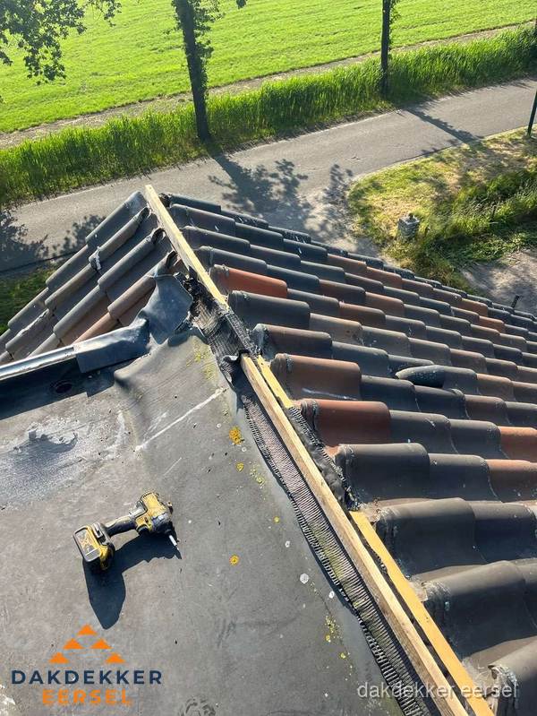 Kosten dakgoot vervangen: werkzaamheden aan dakrand in Eersel