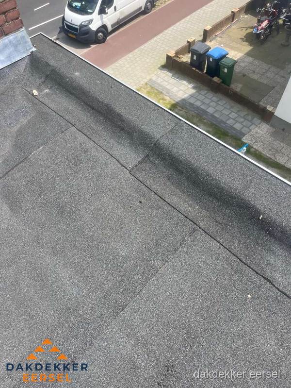 Kosten dakisolatie: plat dak met bitumen dakbedekking in Eersel