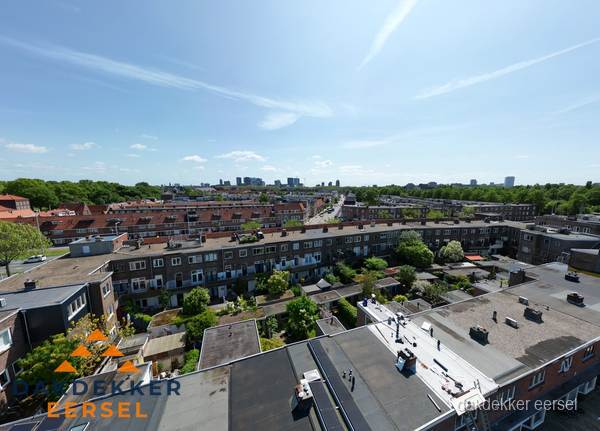 Luchtfoto van daken en dakgoten in Eersel
